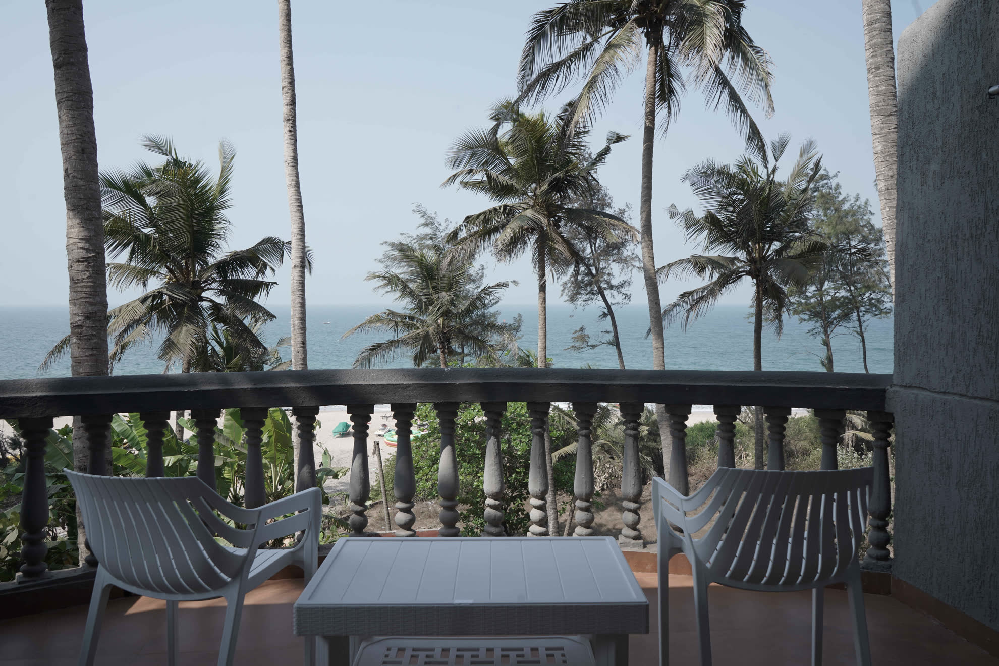 Deluxe Room AC Sea View 2