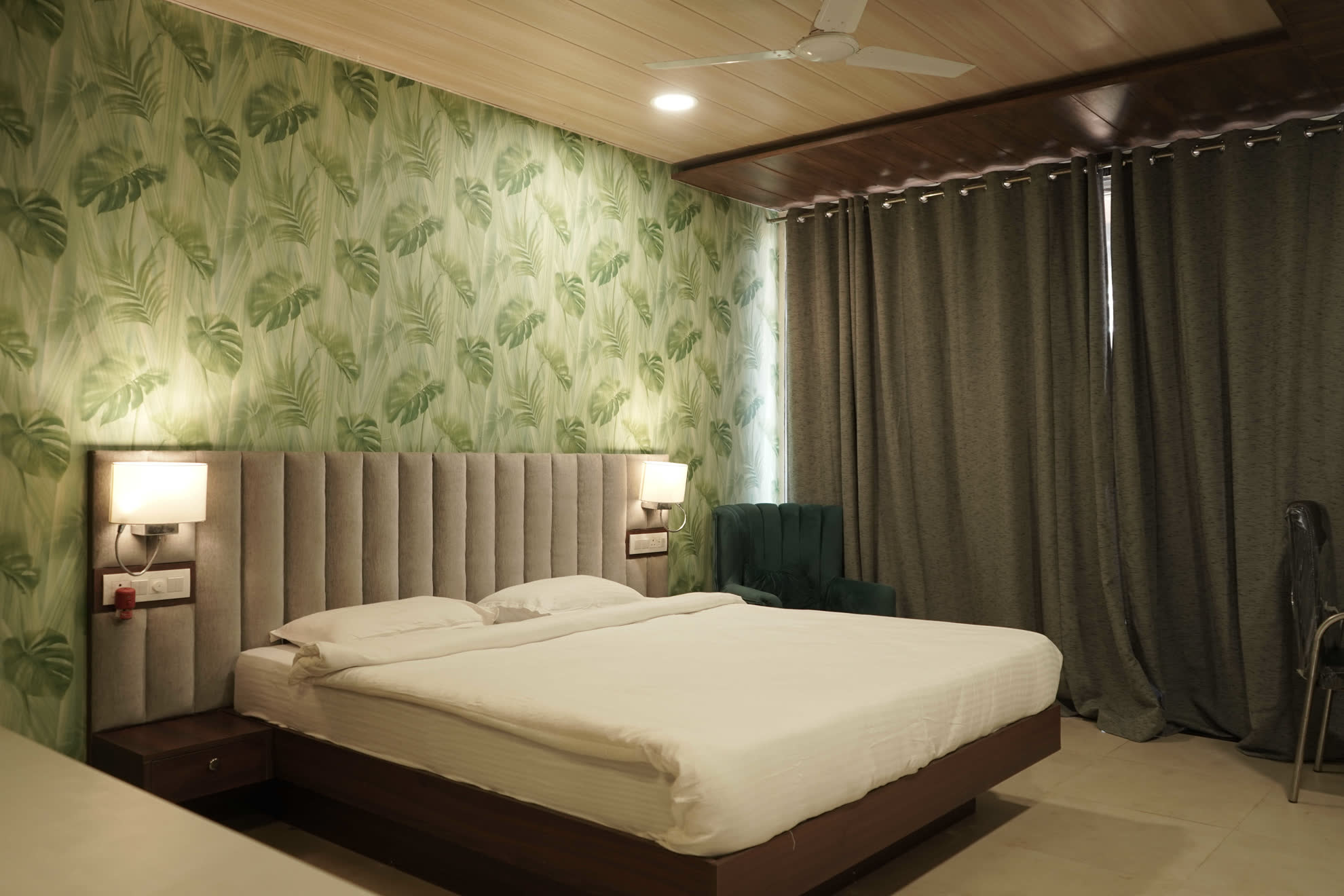 Deluxe Room AC Sea View