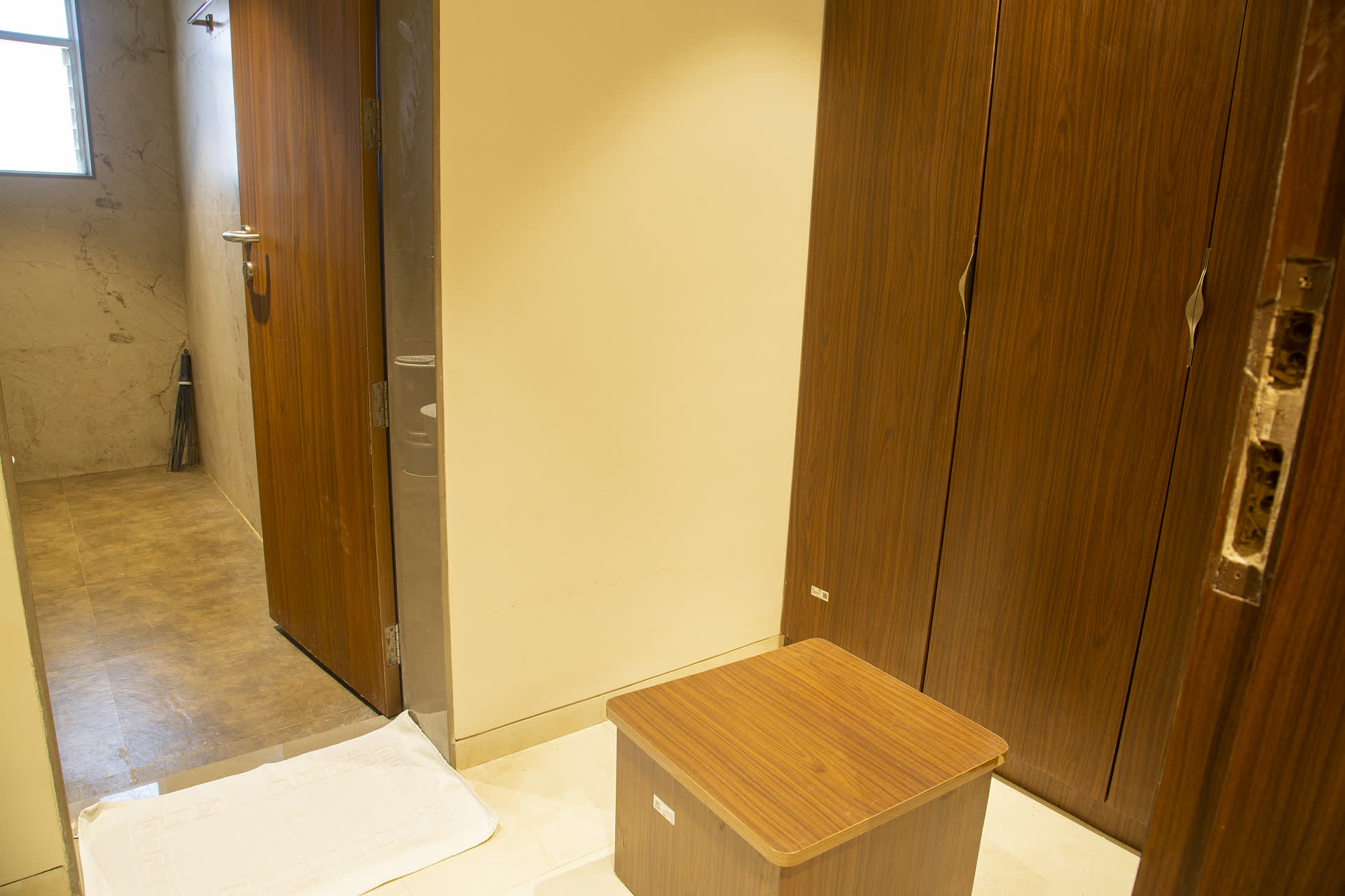 Premium Suite 6
