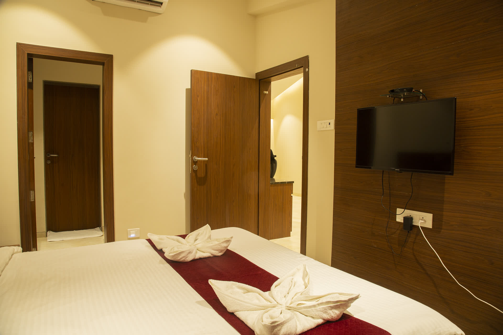 Premium Suite 8