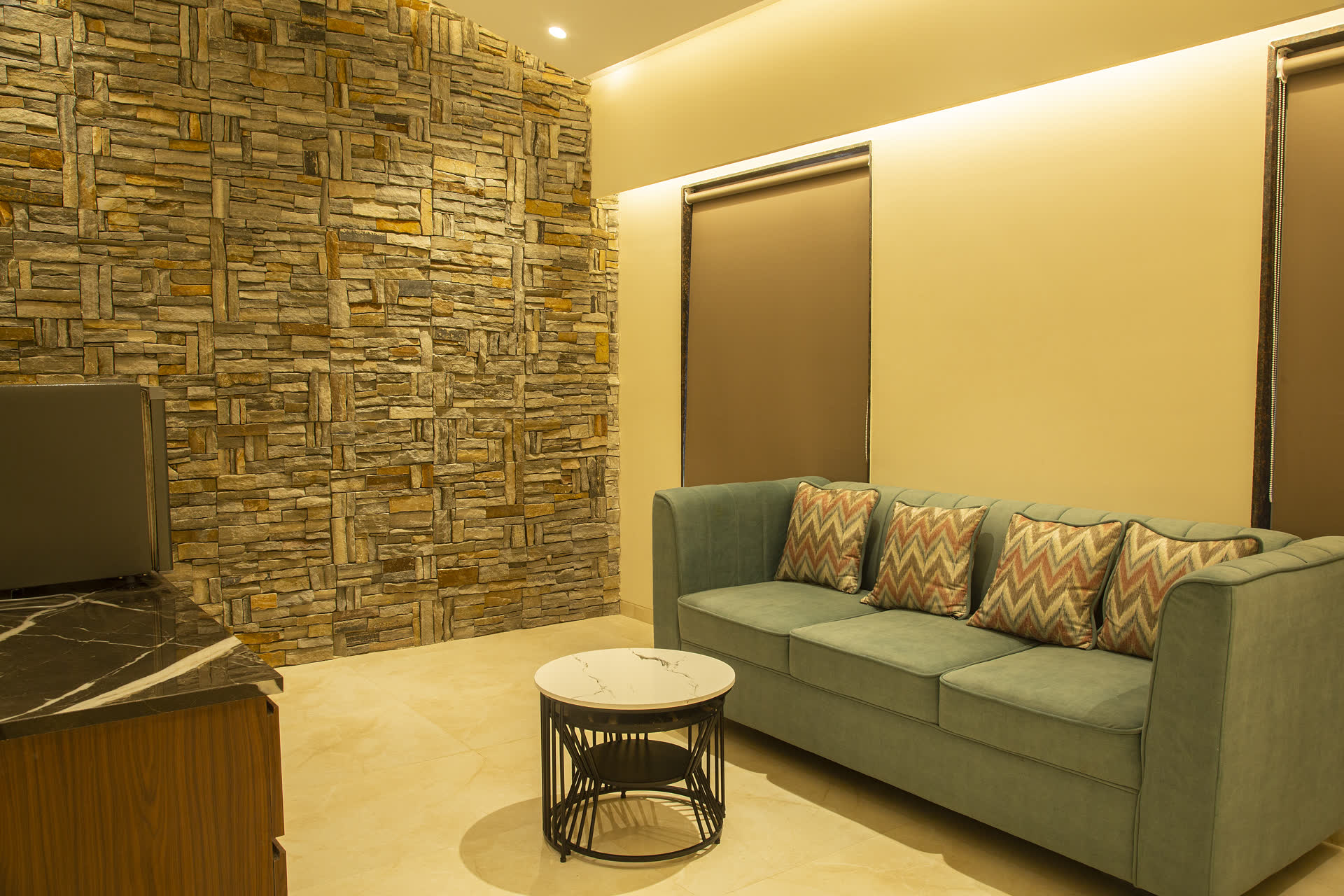 Premium Suite 7