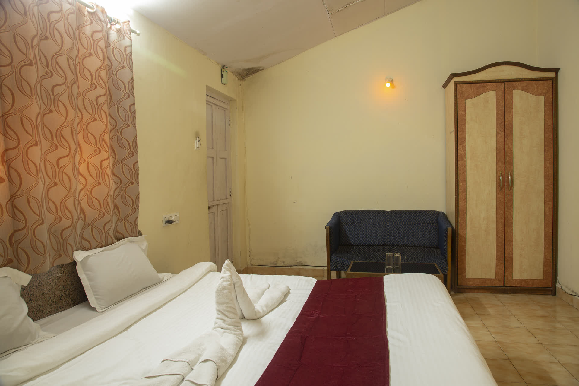 Standard Room Non AC 5
