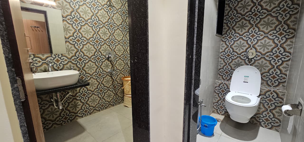 Executive Room AC (3 Beded) 4