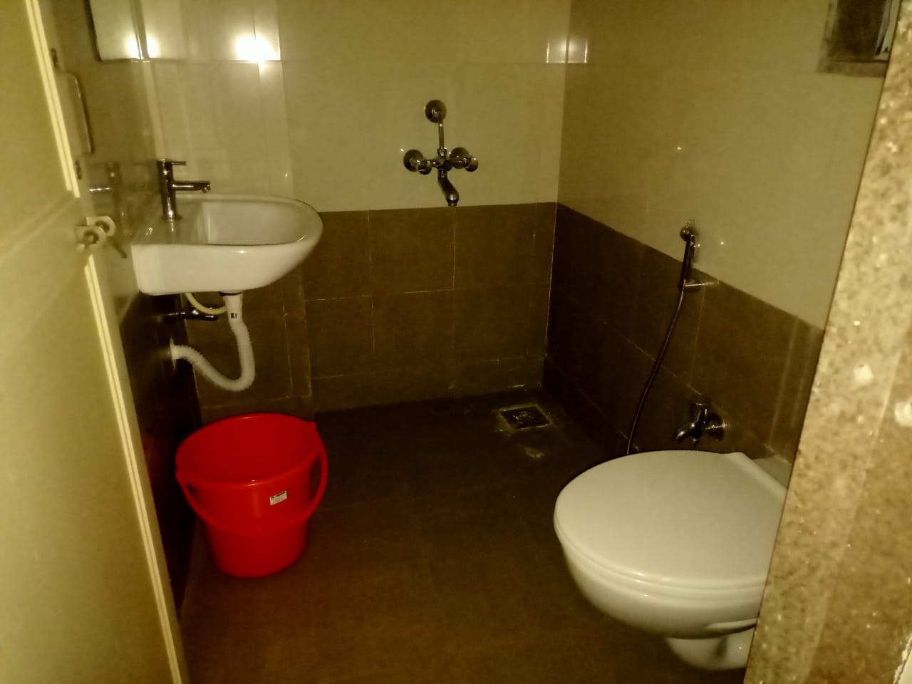 Single Bed (Non AC) 2